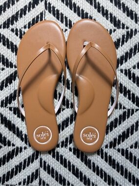 Solei Sea Women's Brown Flip Flop Sandals